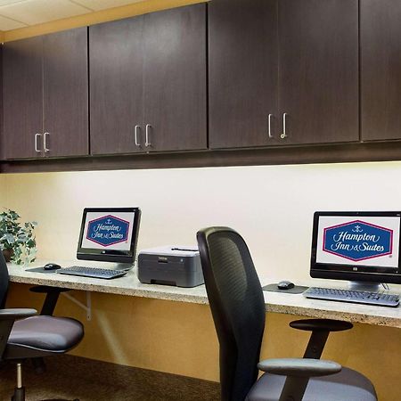 Hampton Inn & Suites Chicago/סנט צ'ארלס מראה חיצוני תמונה