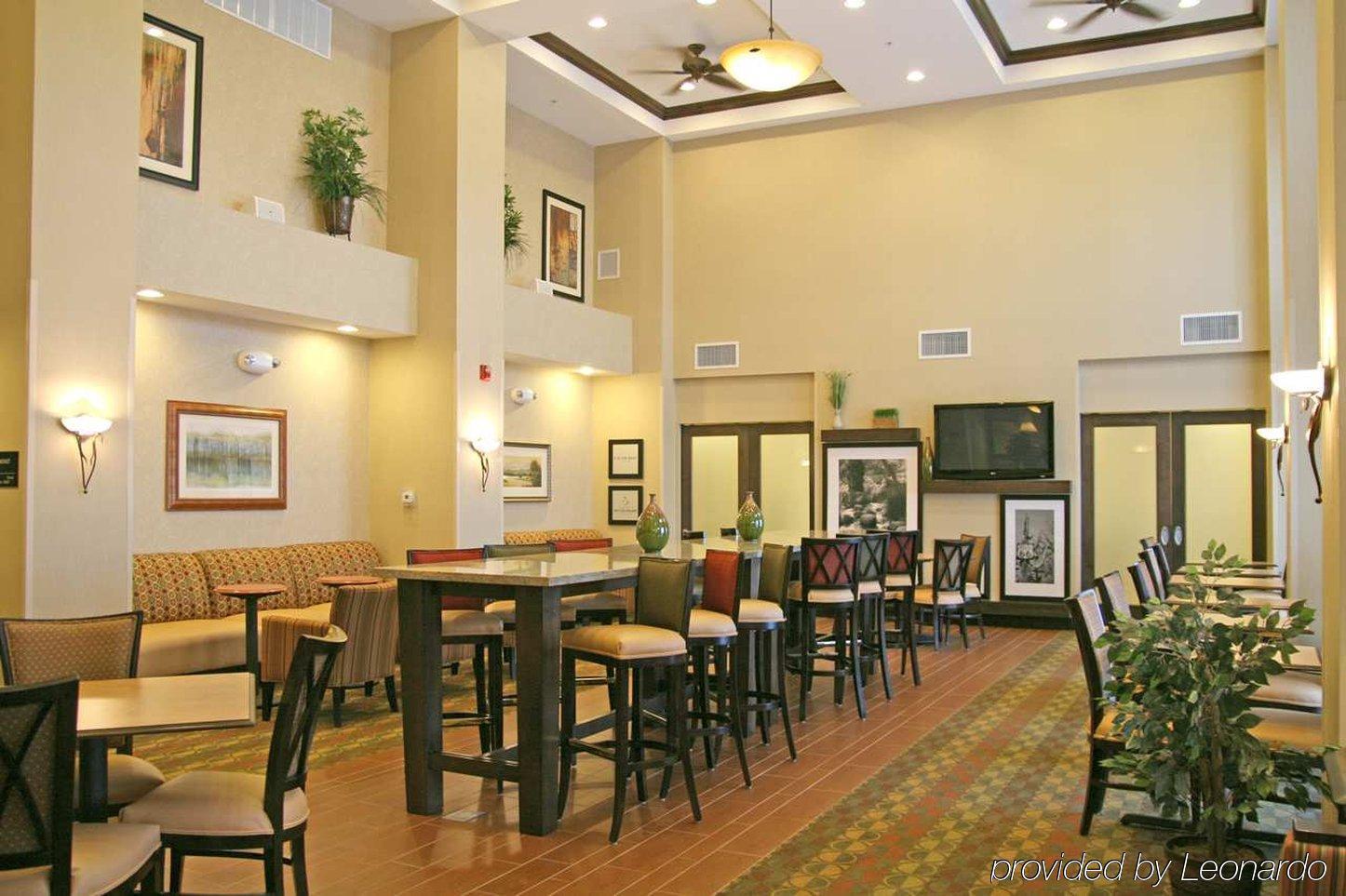 Hampton Inn & Suites Chicago/סנט צ'ארלס מראה חיצוני תמונה
