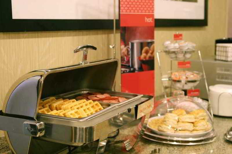 Hampton Inn & Suites Chicago/סנט צ'ארלס מסעדה תמונה